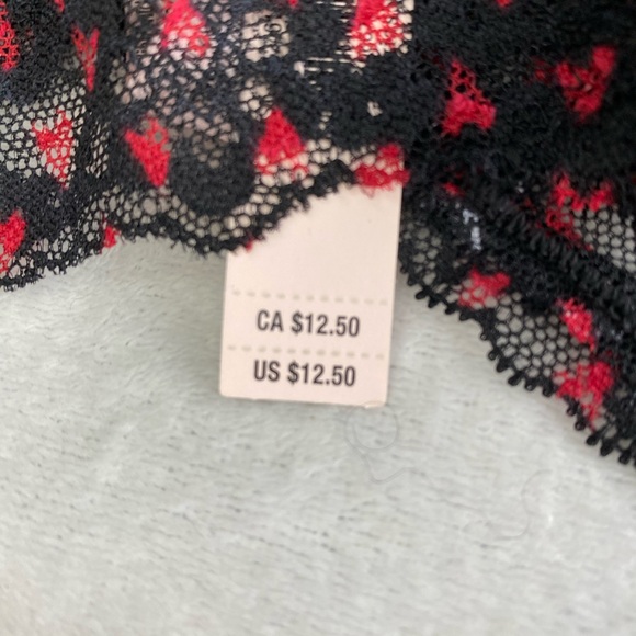 Victoria's Secret The Lacie Lace Thong Panty Black w/ Red Hearts L/XL - Picture 5 of 6